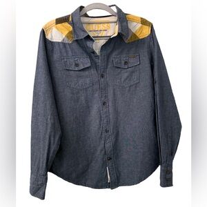 GUESS Boys Chambray Button Down Shirt Blue Size L 16/18